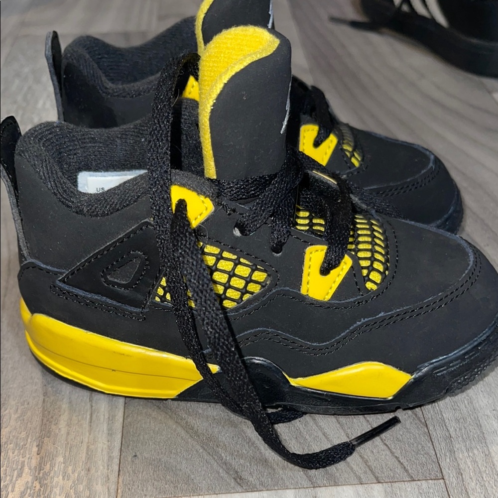 Jordan Kids Black and Yellow Sneakers
